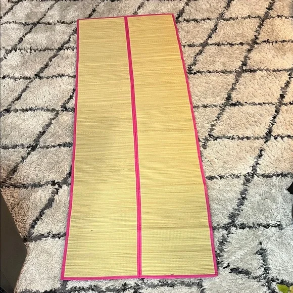 NWT Striped Beach Tote with Hot Pink Trim {flawed} - Picture 4 of 8